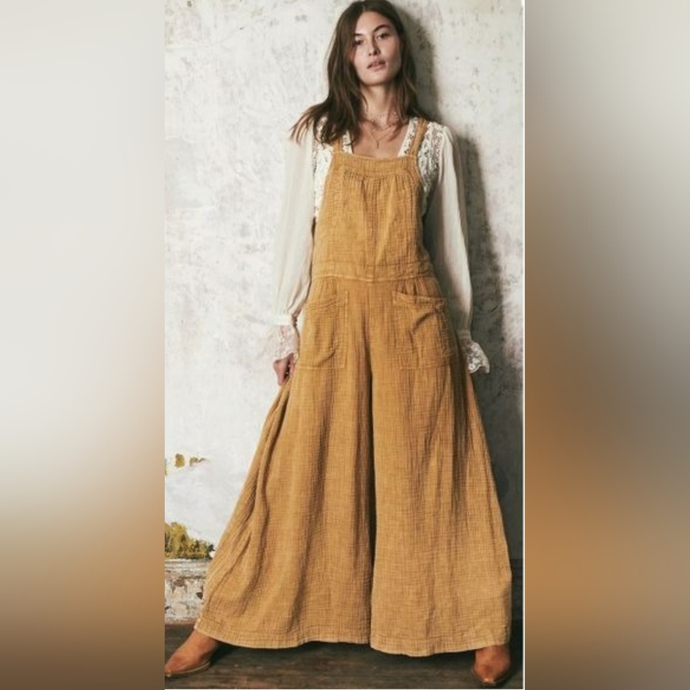 FREE PEOPLE Cyprus Ave Wide-Leg Flowy BIB OVERALLS Golden Brown L